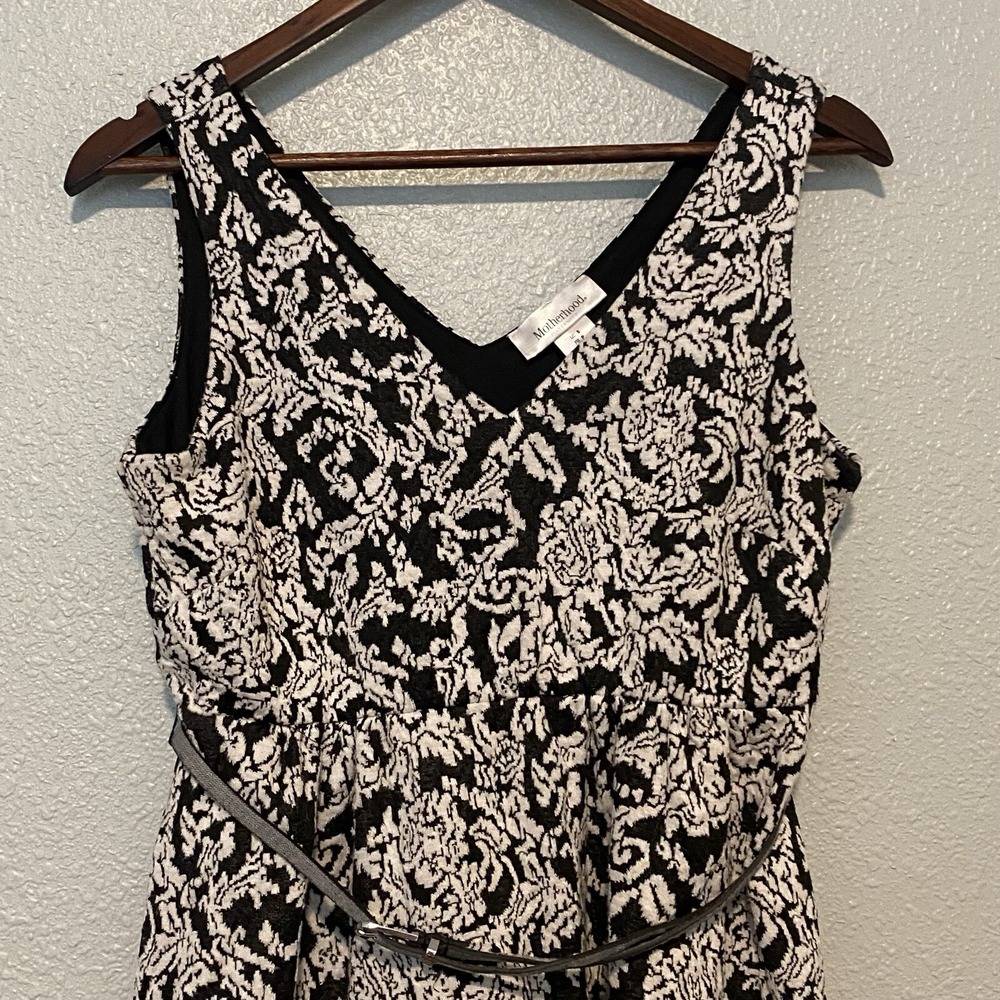 Motherhood Maternity Empire Waist Dress Floral Black White Small Womens